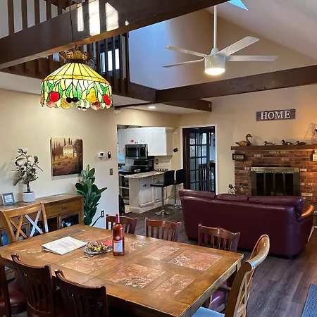 Wow!! Ultimate Pocono Retreat, Hot Tub, Game Room, Deck, Lakes, Skiing, Pools Long Pond Exterior photo